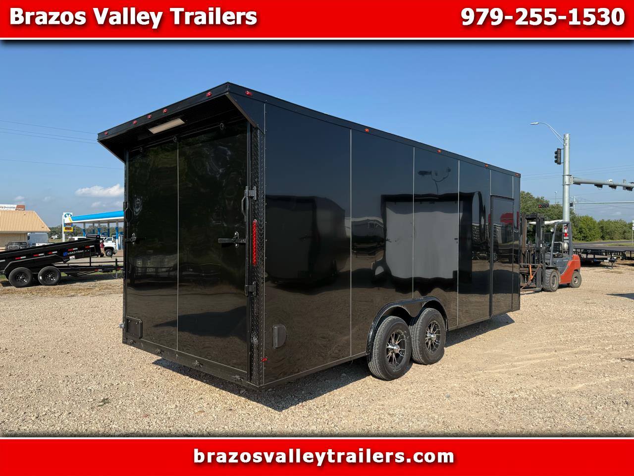 2026 Deep South 8.5x20TA Enclosed 5,200LB AXLES, BLACKOUT PKG, 7'6" INTERIOR HEIGHT