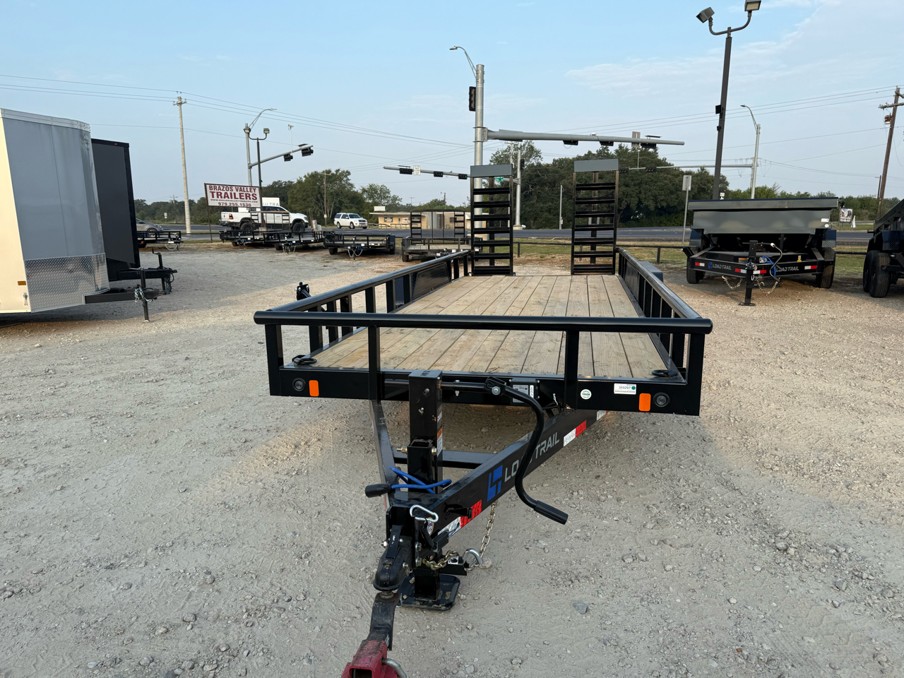 Load Trail 83X20 CARHAULER  2026