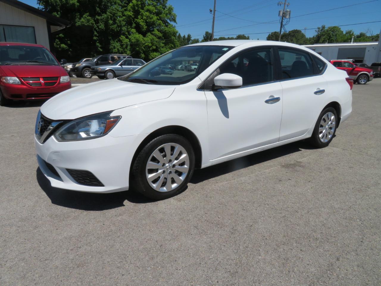 Nissan Sentra 4dr Sdn I4 CVT SV 2016