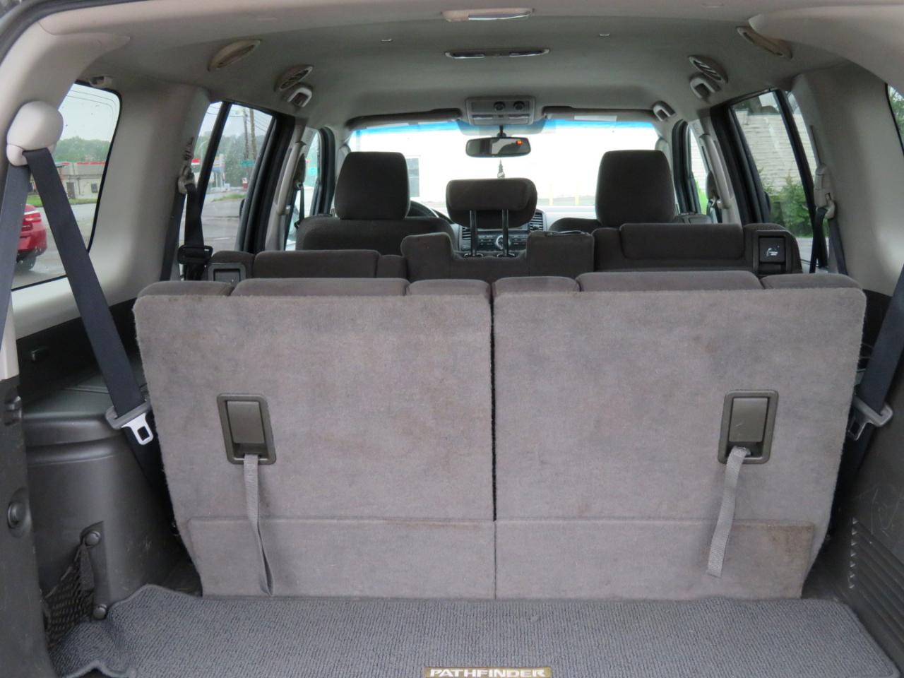 Nissan Pathfinder 2WD 4dr V6 SV 2011
