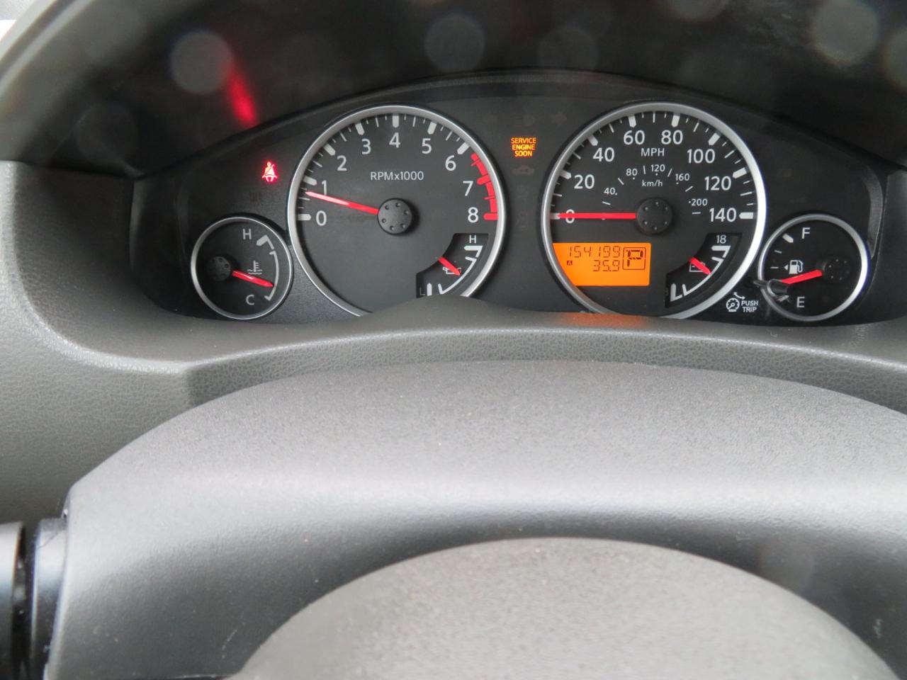 Nissan Pathfinder 2WD 4dr V6 SV 2011