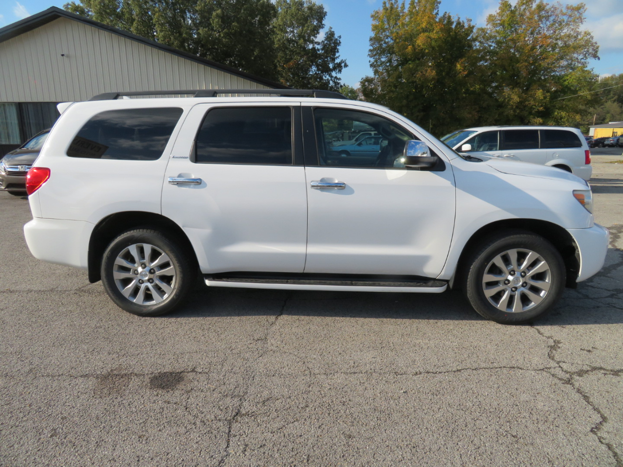 Toyota Sequoia 4WD 5.7L FFV Limited (Natl) 2013 Toyota Sequoia 4WD 5.7L FFV Limited (Natl) 2013