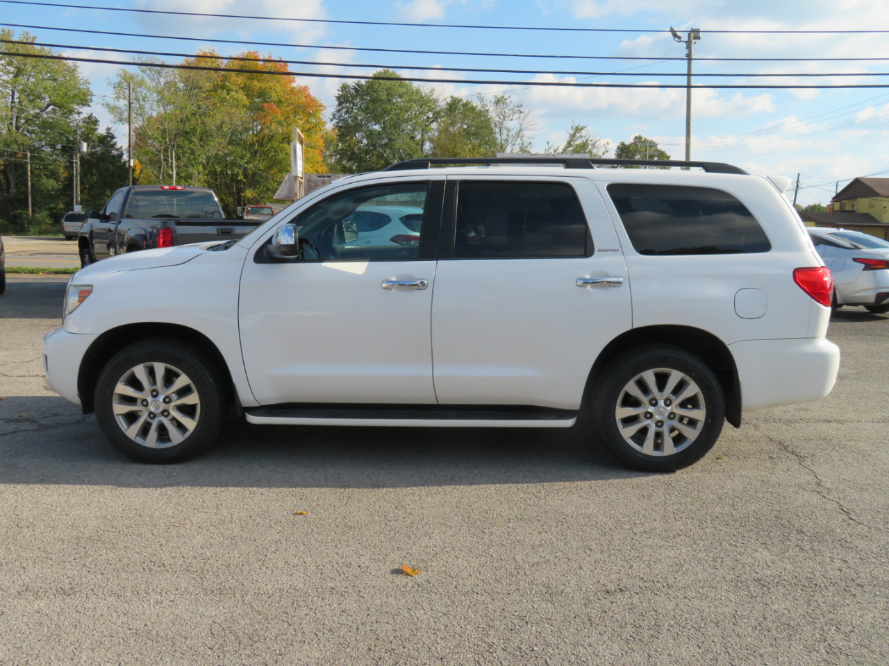 Toyota Sequoia 4WD 5.7L FFV Limited (Natl) 2013 Toyota Sequoia 4WD 5.7L FFV Limited (Natl) 2013