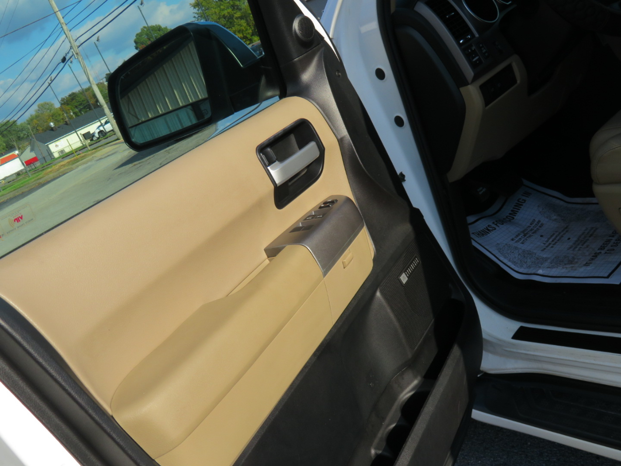 Toyota Sequoia 4WD 5.7L FFV Limited (Natl) 2013 Toyota Sequoia 4WD 5.7L FFV Limited (Natl) 2013