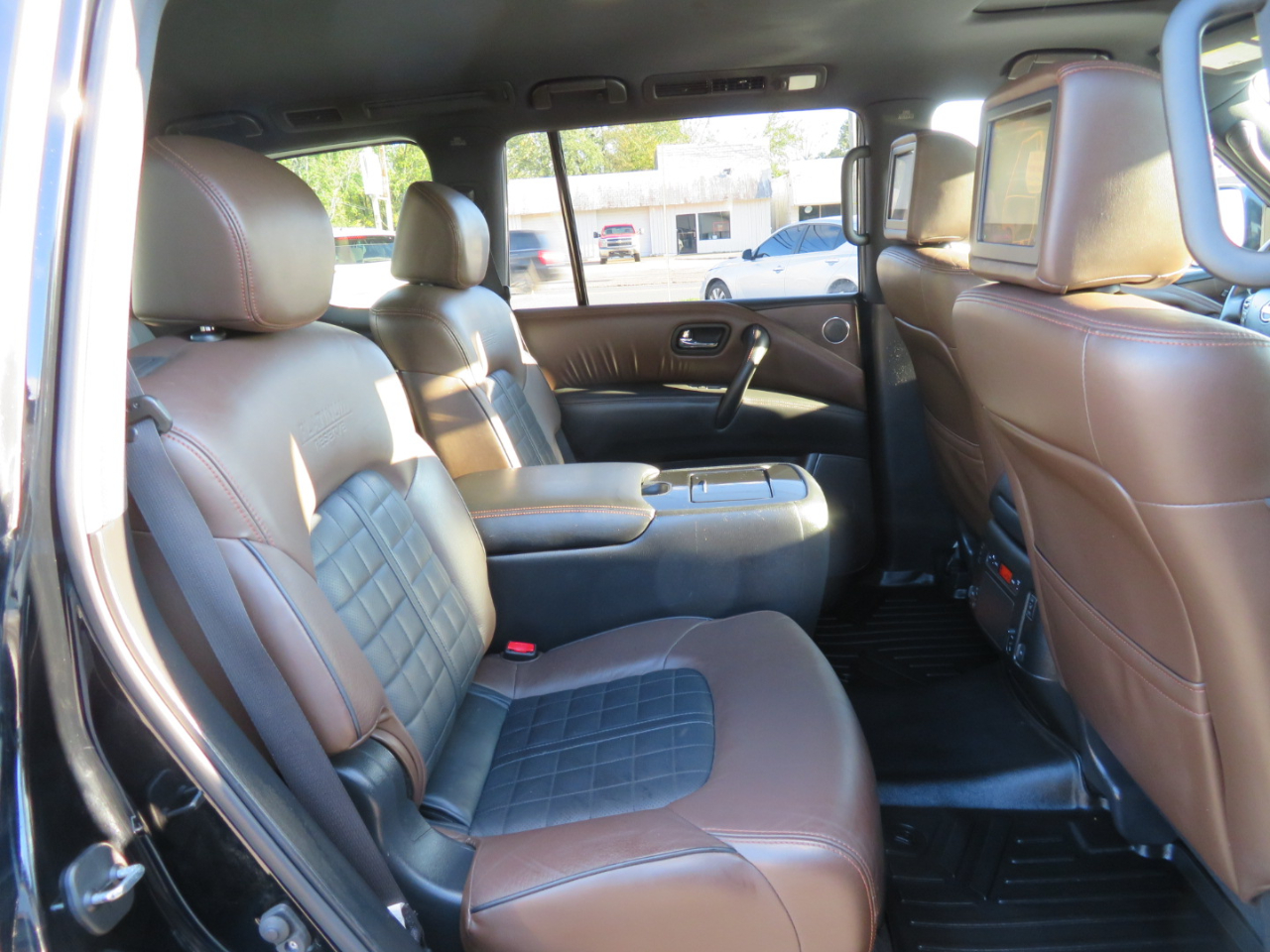 Nissan Armada 4x4 Platinum 2018 Nissan Armada 4x4 Platinum 2018