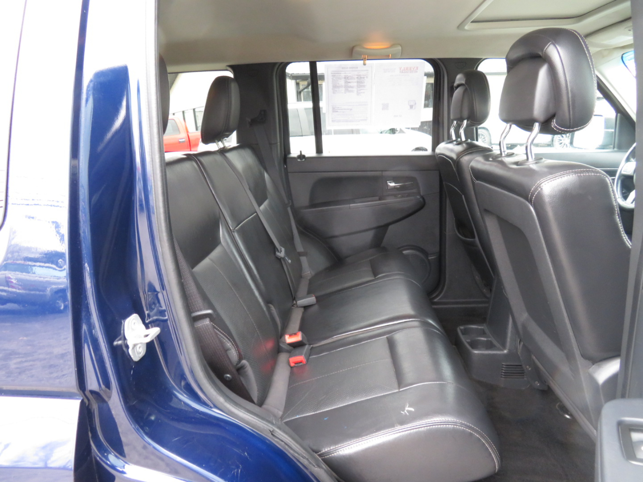 Jeep Liberty 4WD 4dr Sport Latitude 2012