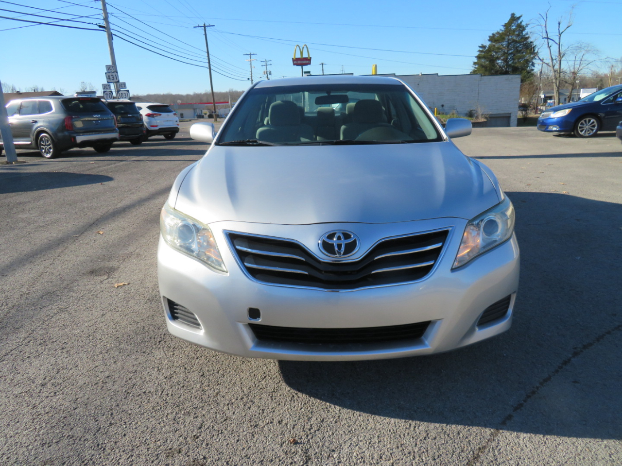 Toyota Camry 4dr Sdn I4 Man (Natl) 2010