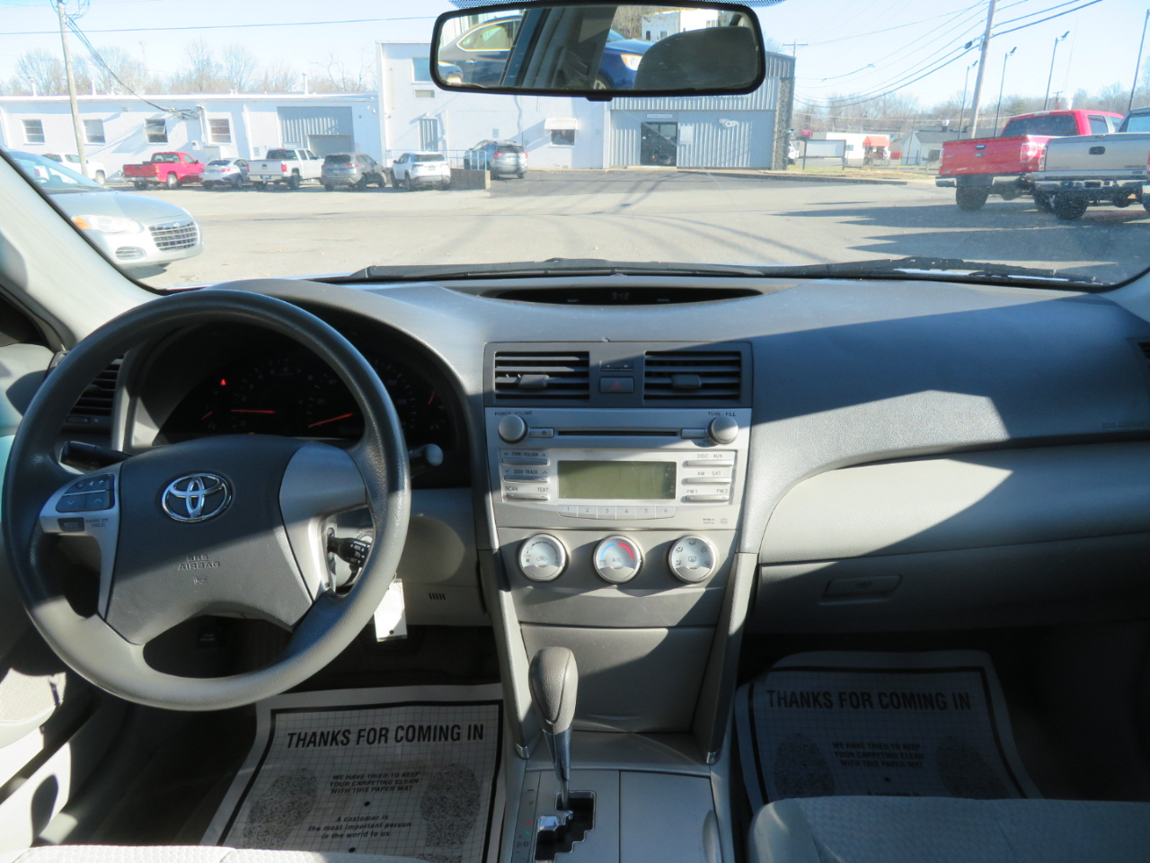 Toyota Camry 4dr Sdn I4 Man (Natl) 2010