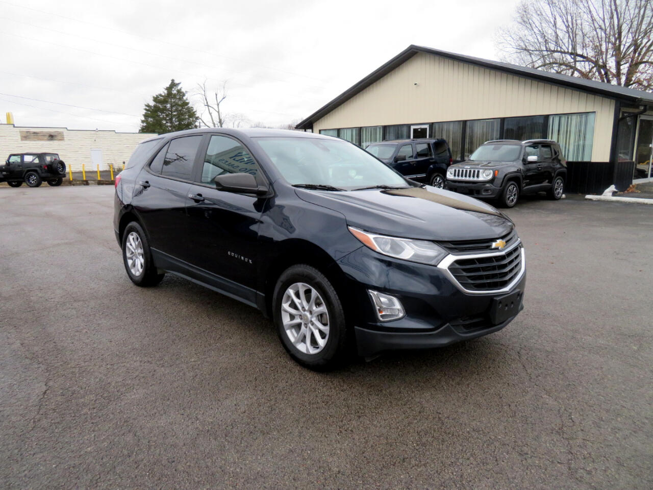 Chevrolet Equinox AWD 4dr LS w/1FL 2020