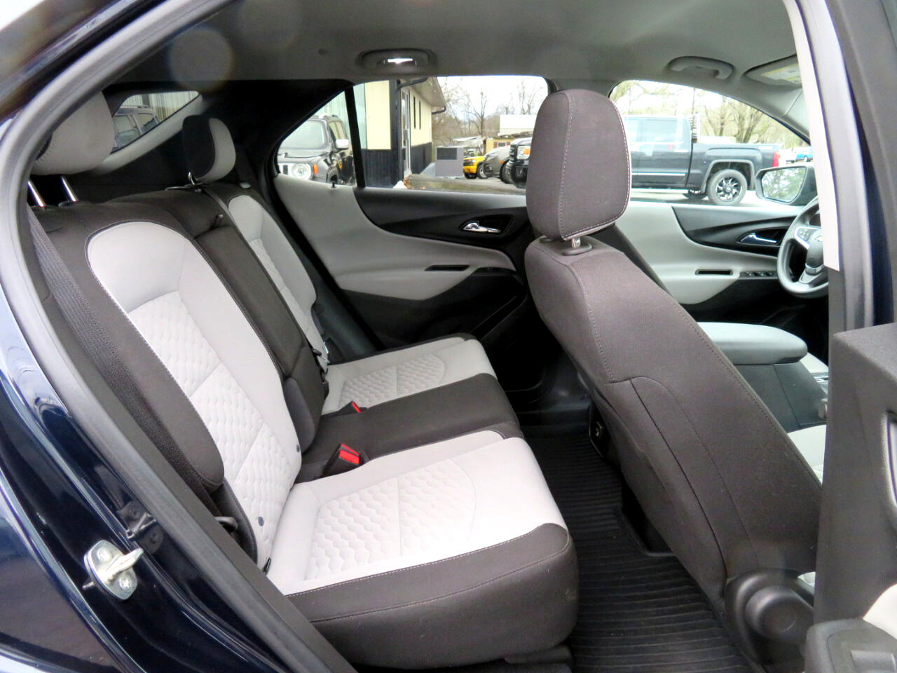 Chevrolet Equinox AWD 4dr LS w/1FL 2020