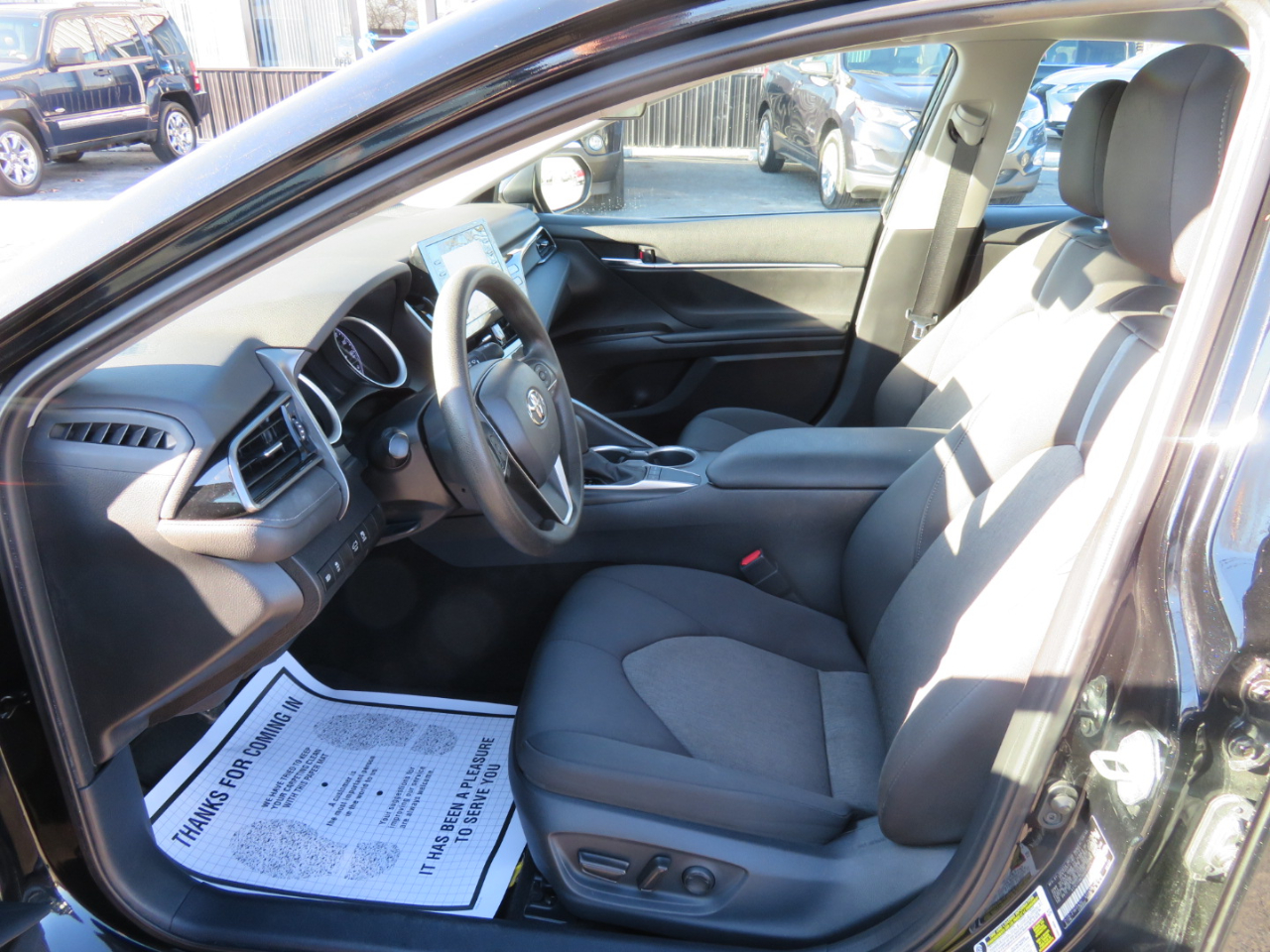 Toyota Camry LE Auto (Natl) 2022