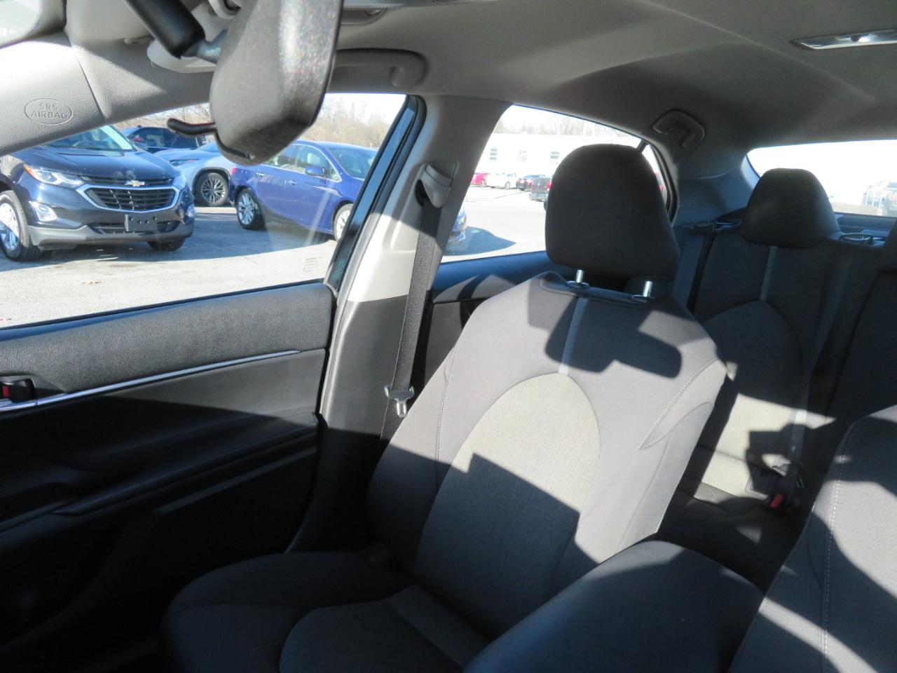 Toyota Camry LE Auto (Natl) 2022