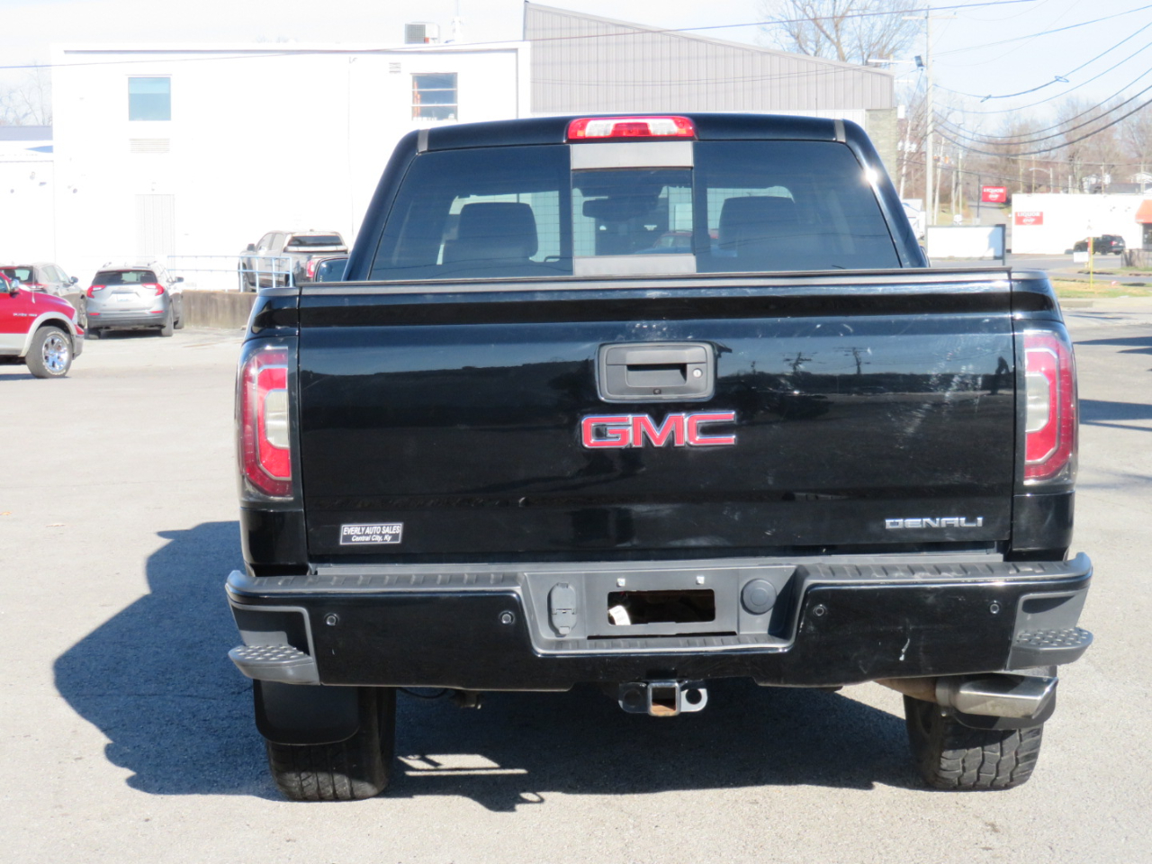 GMC Sierra 1500 4WD Crew Cab 143.5" Denali 2016
