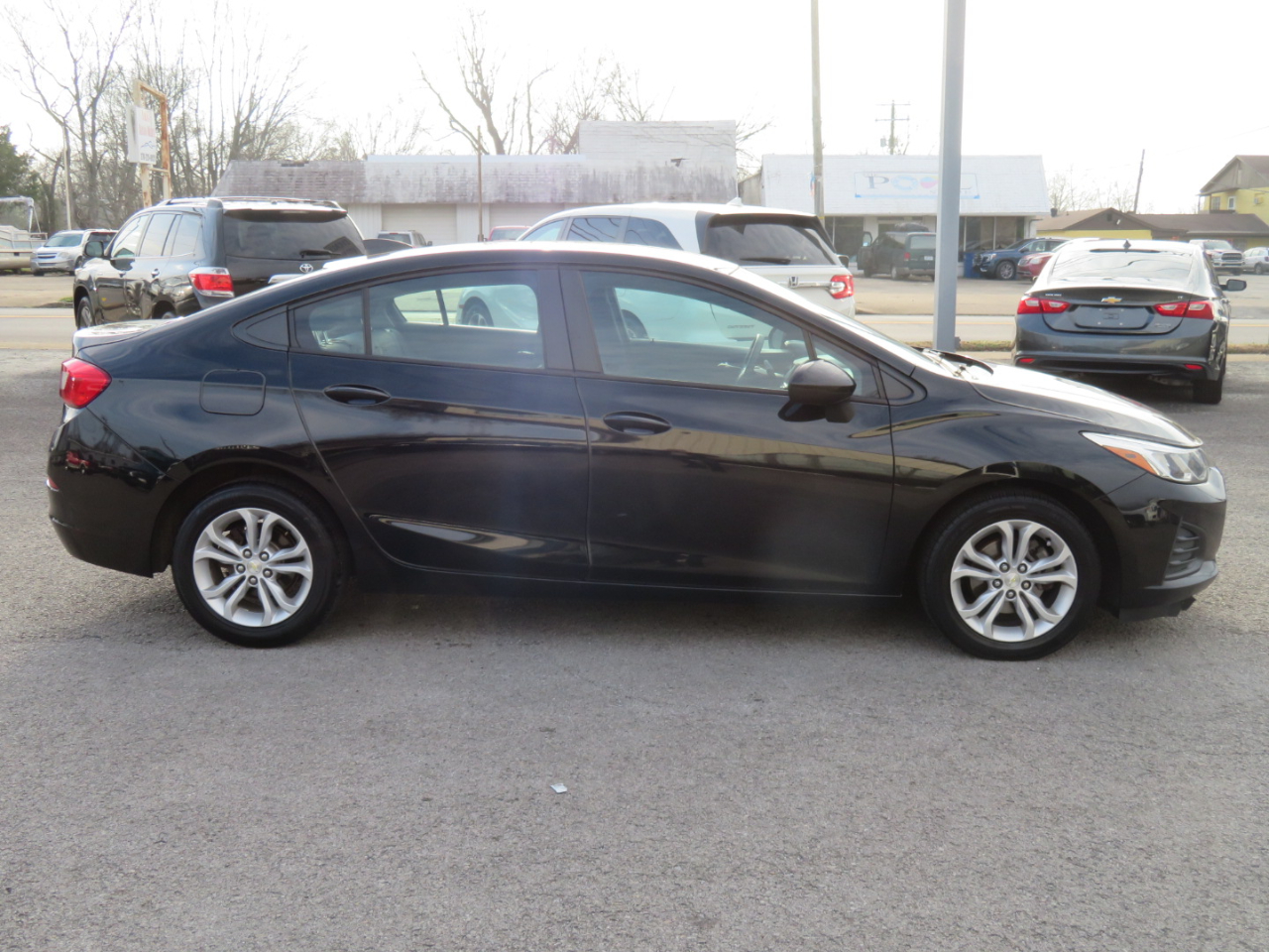 Chevrolet Cruze 4dr Sdn LS 2019