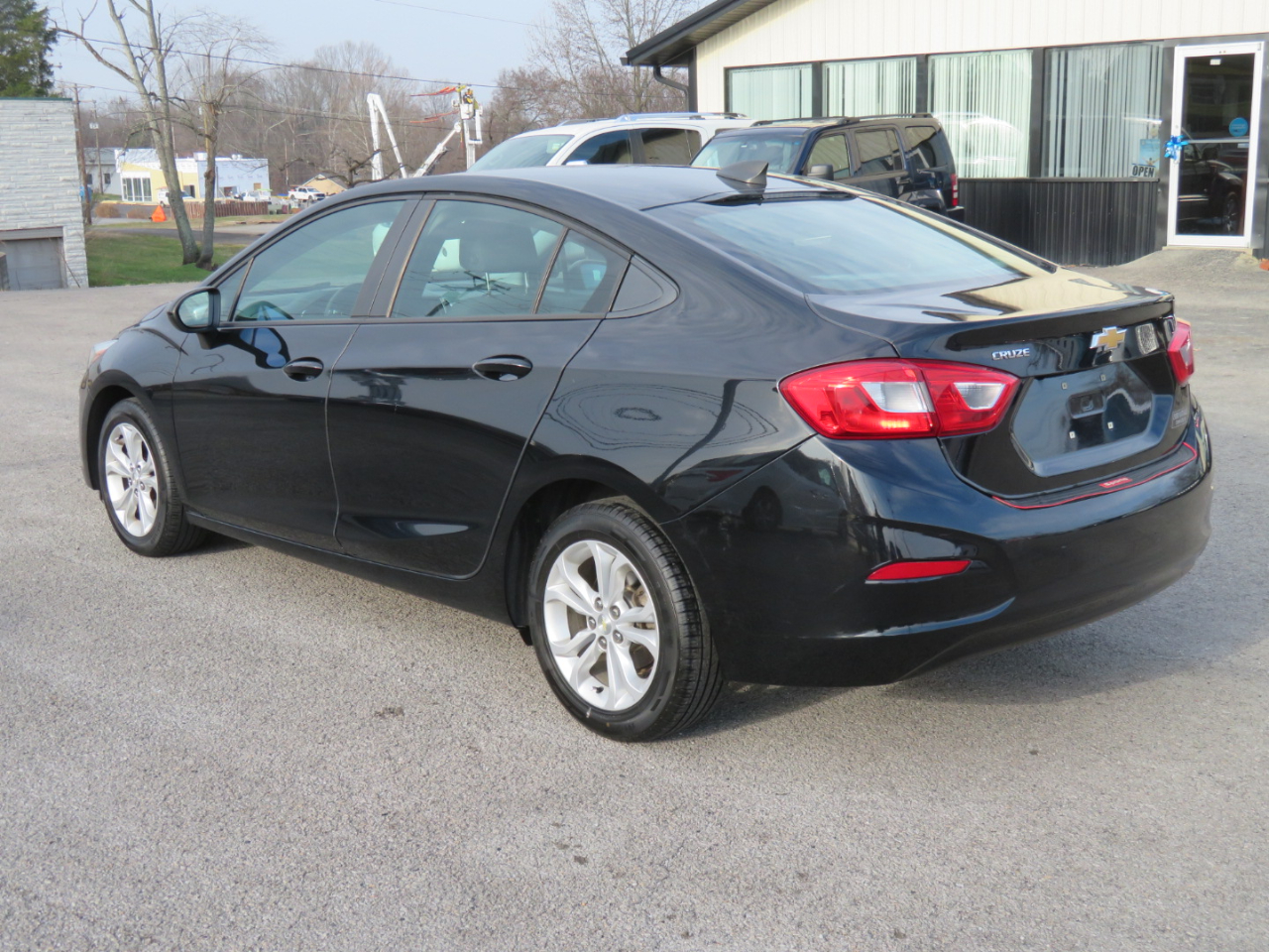 Chevrolet Cruze 4dr Sdn LS 2019