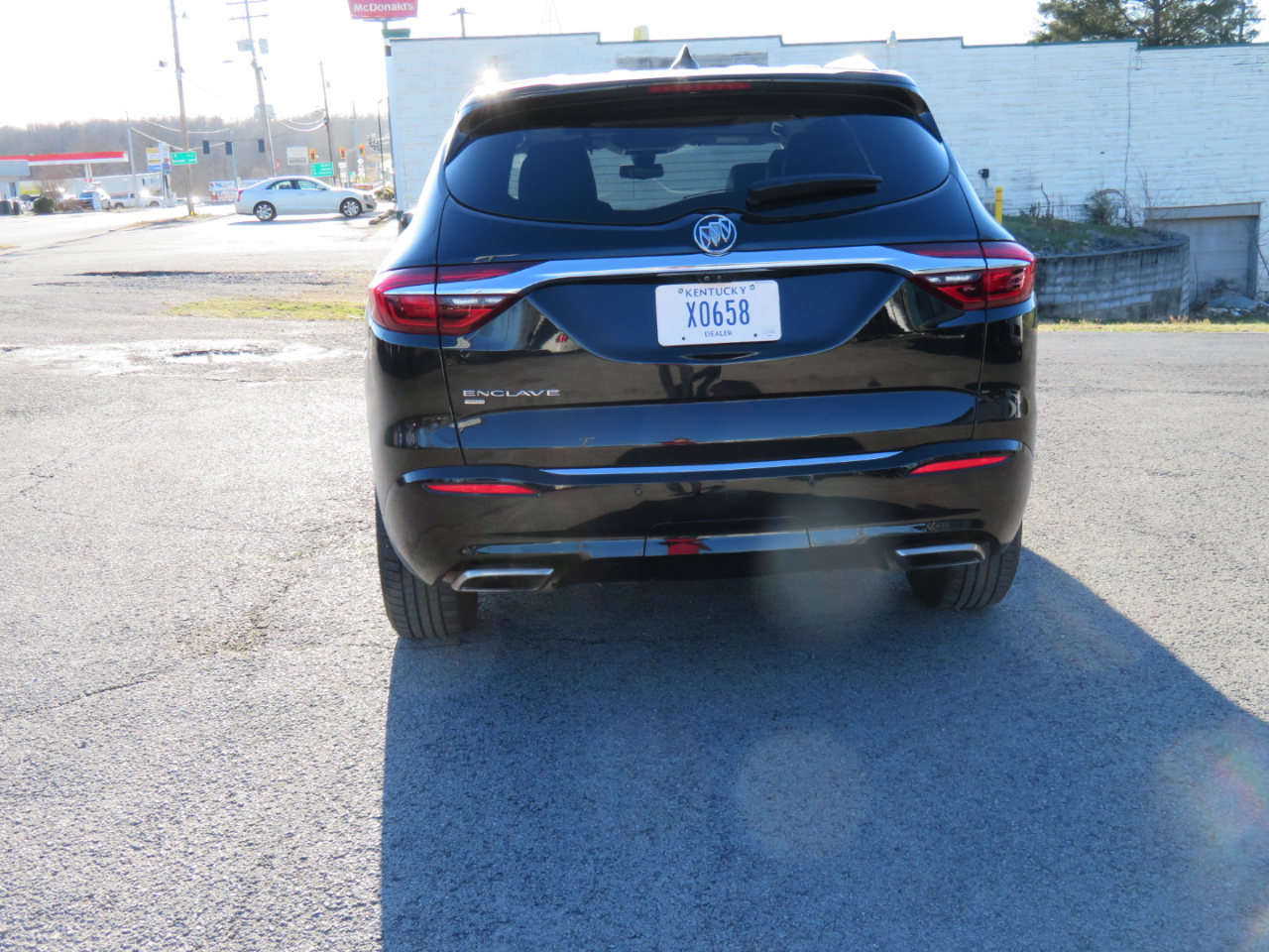 Buick Enclave AWD 4dr Avenir 2021