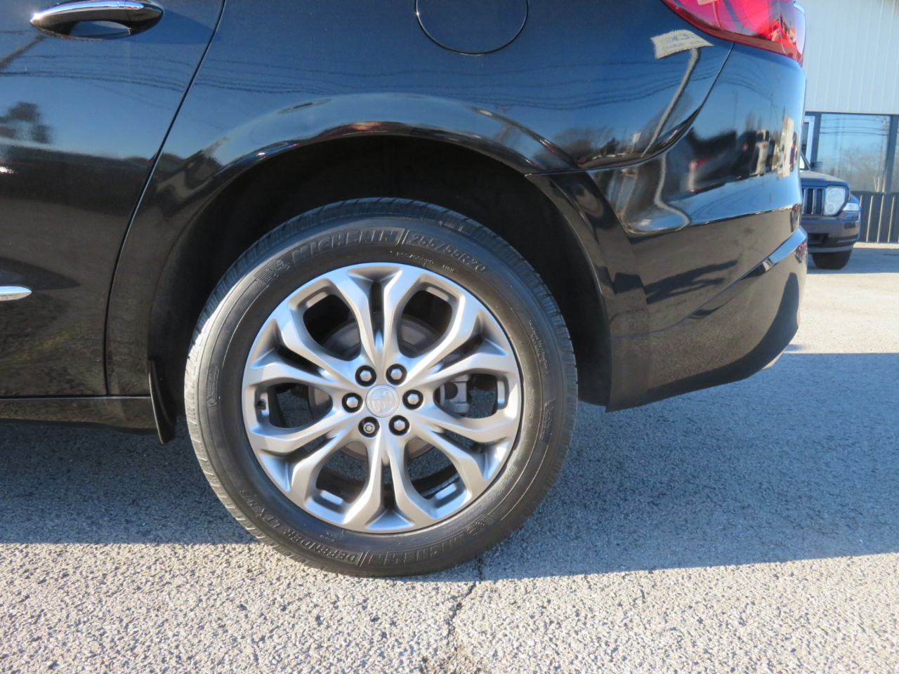Buick Enclave AWD 4dr Avenir 2021