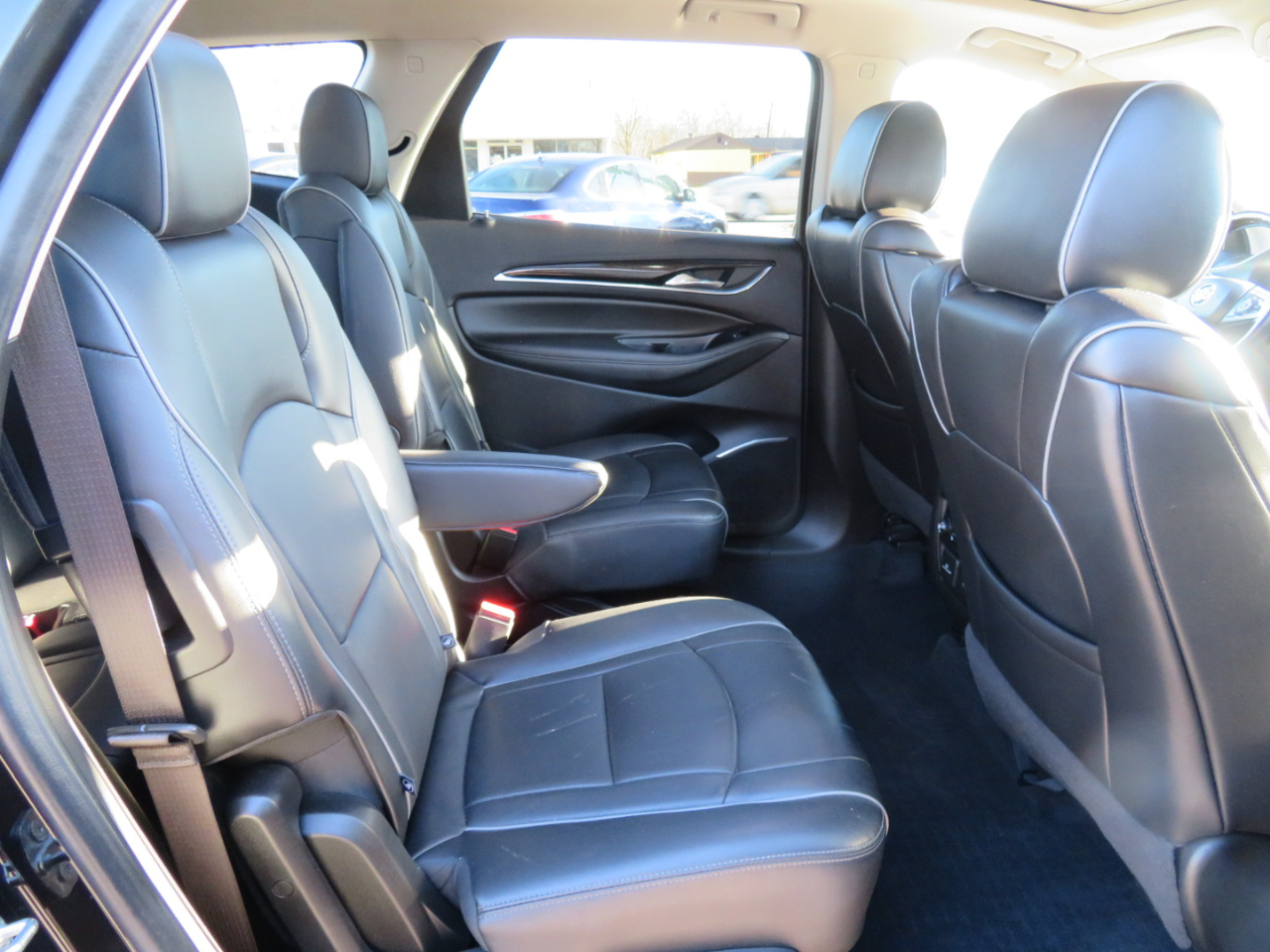 Buick Enclave AWD 4dr Avenir 2021