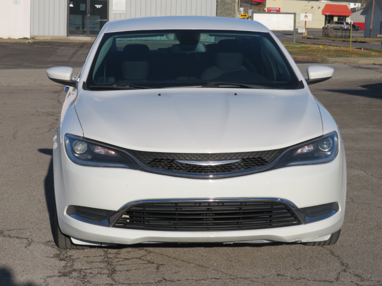 Chrysler 200 4dr Sdn Limited FWD 2016