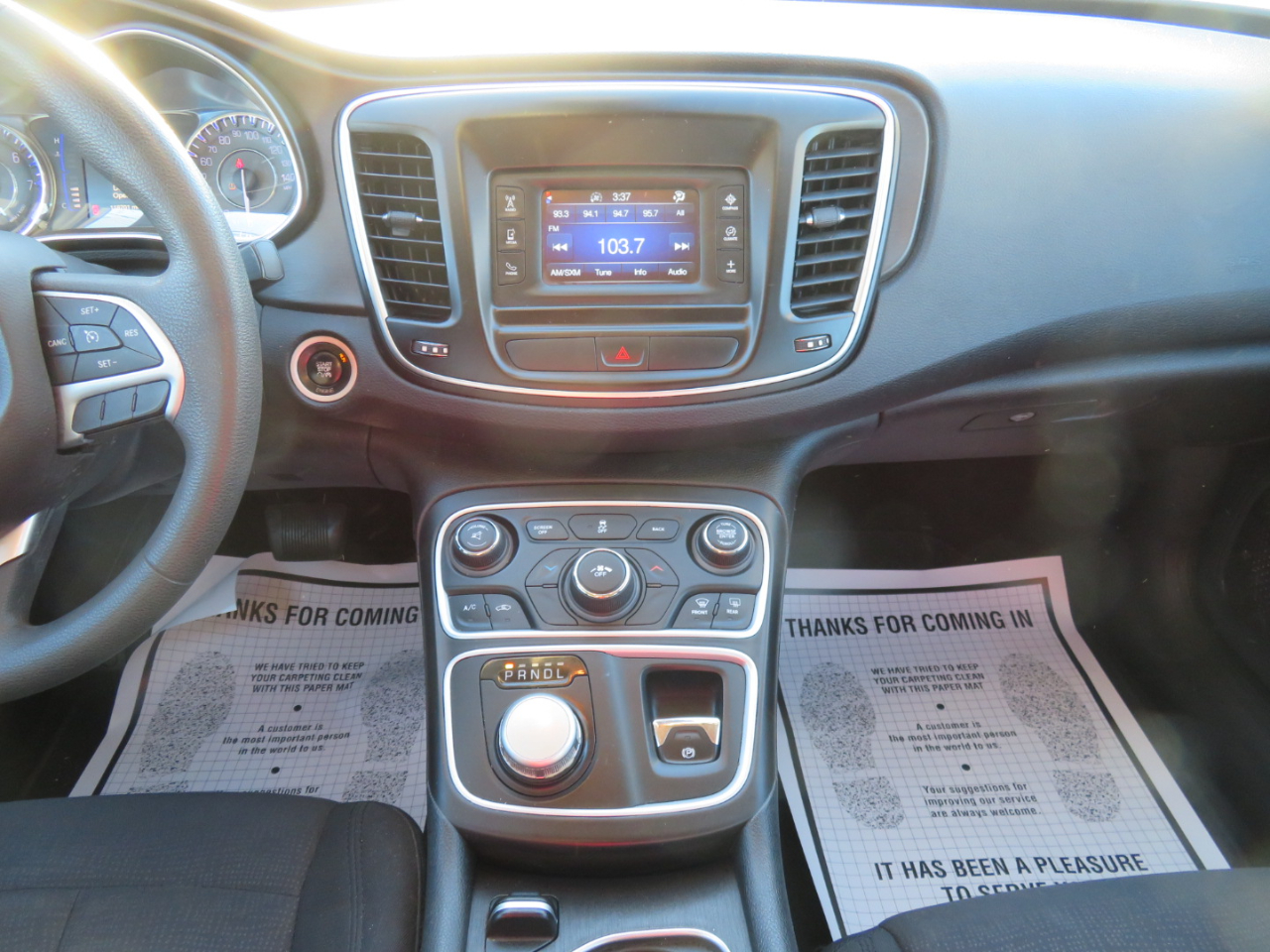 Chrysler 200 4dr Sdn Limited FWD 2016