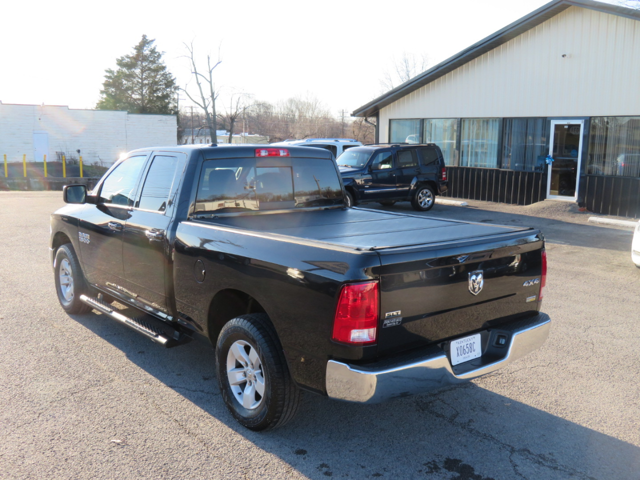 RAM 1500 SLT 4x4 Quad Cab 6'4" Box 2018