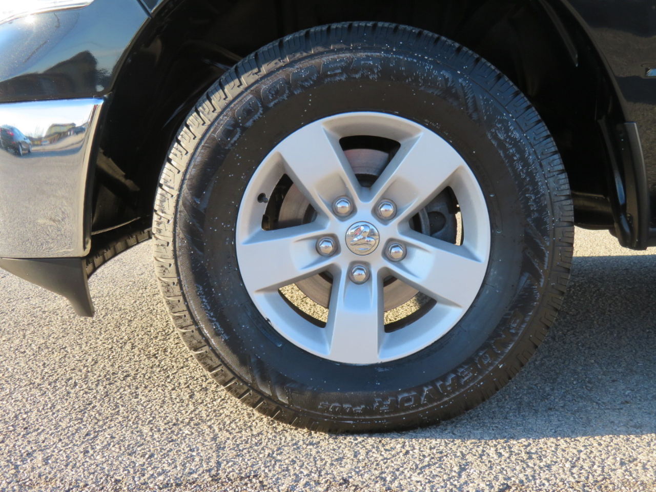 RAM 1500 SLT 4x4 Quad Cab 6'4" Box 2018