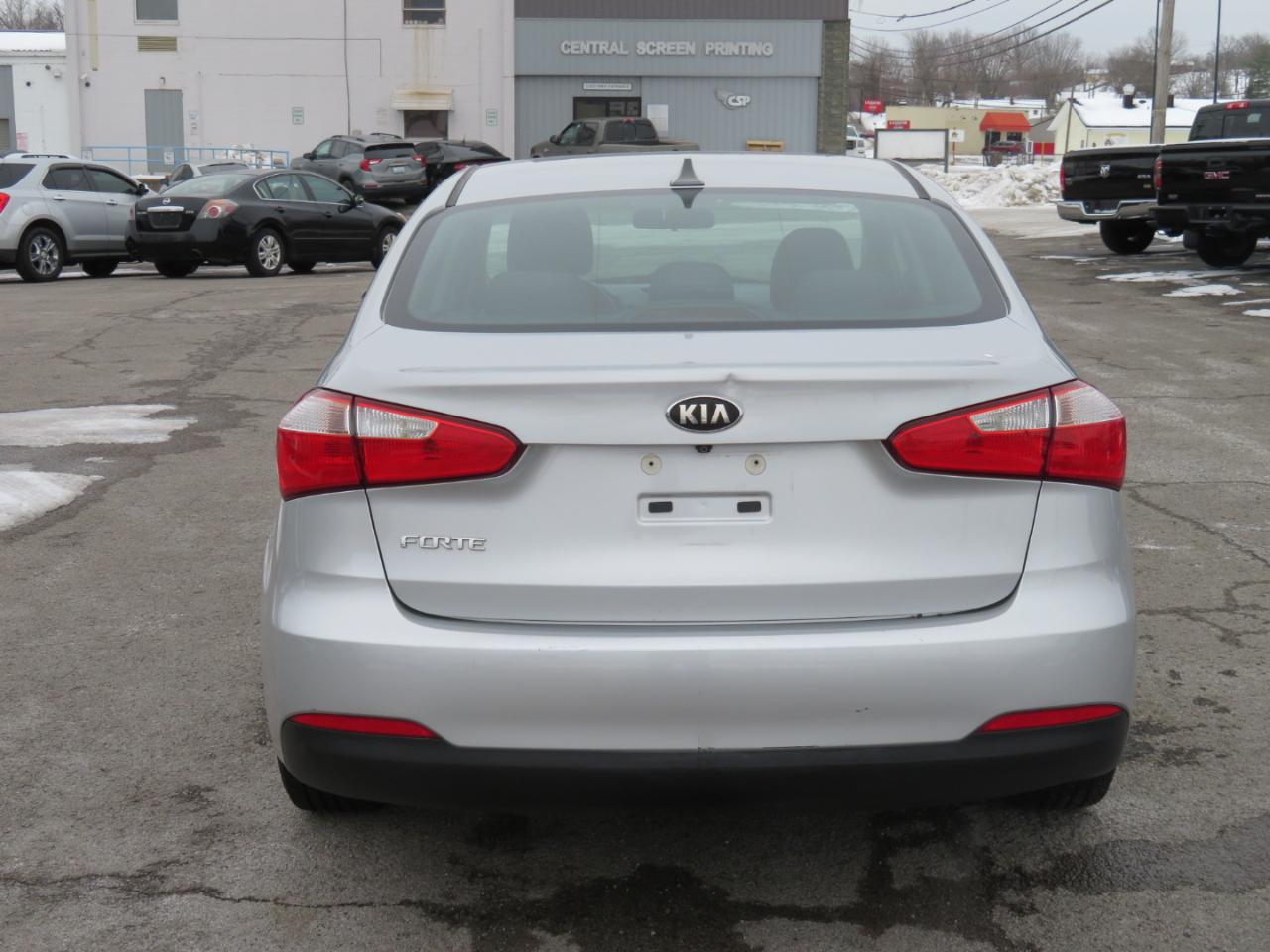 Kia Forte 4dr Sdn Auto LX 2016