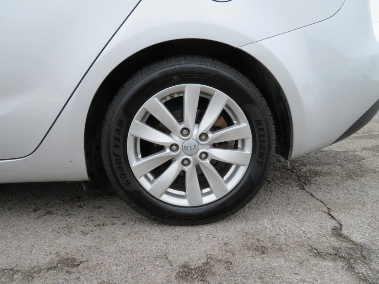 Kia Forte 4dr Sdn Auto LX 2016