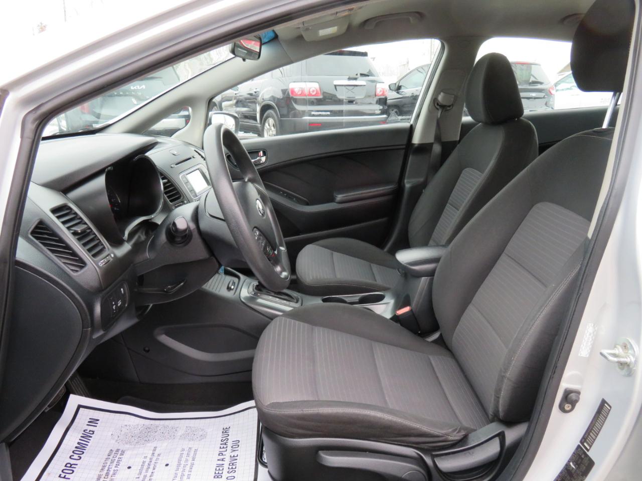 Kia Forte 4dr Sdn Auto LX 2016