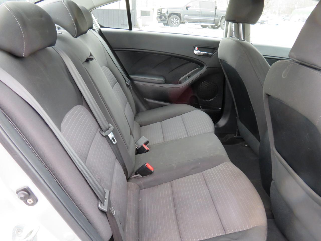 Kia Forte 4dr Sdn Auto LX 2016