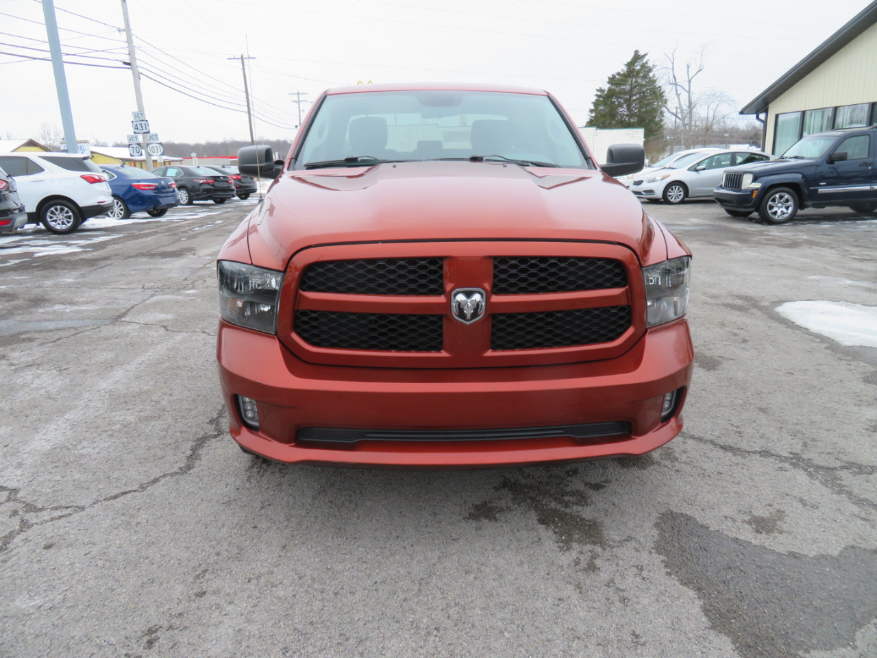 RAM 1500 2WD Quad Cab 140.5" Express 2013