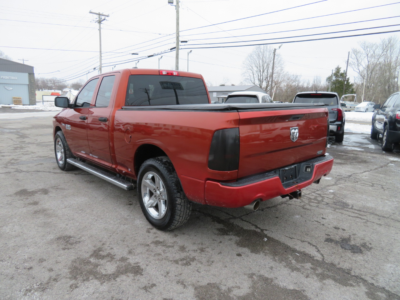 RAM 1500 2WD Quad Cab 140.5" Express 2013