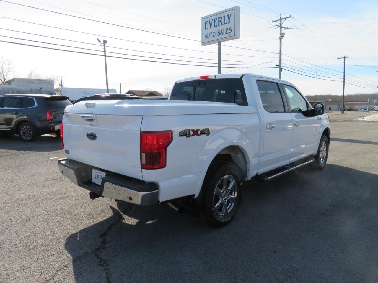 Ford F-150 Supercab 145" Lariat 4WD 2019