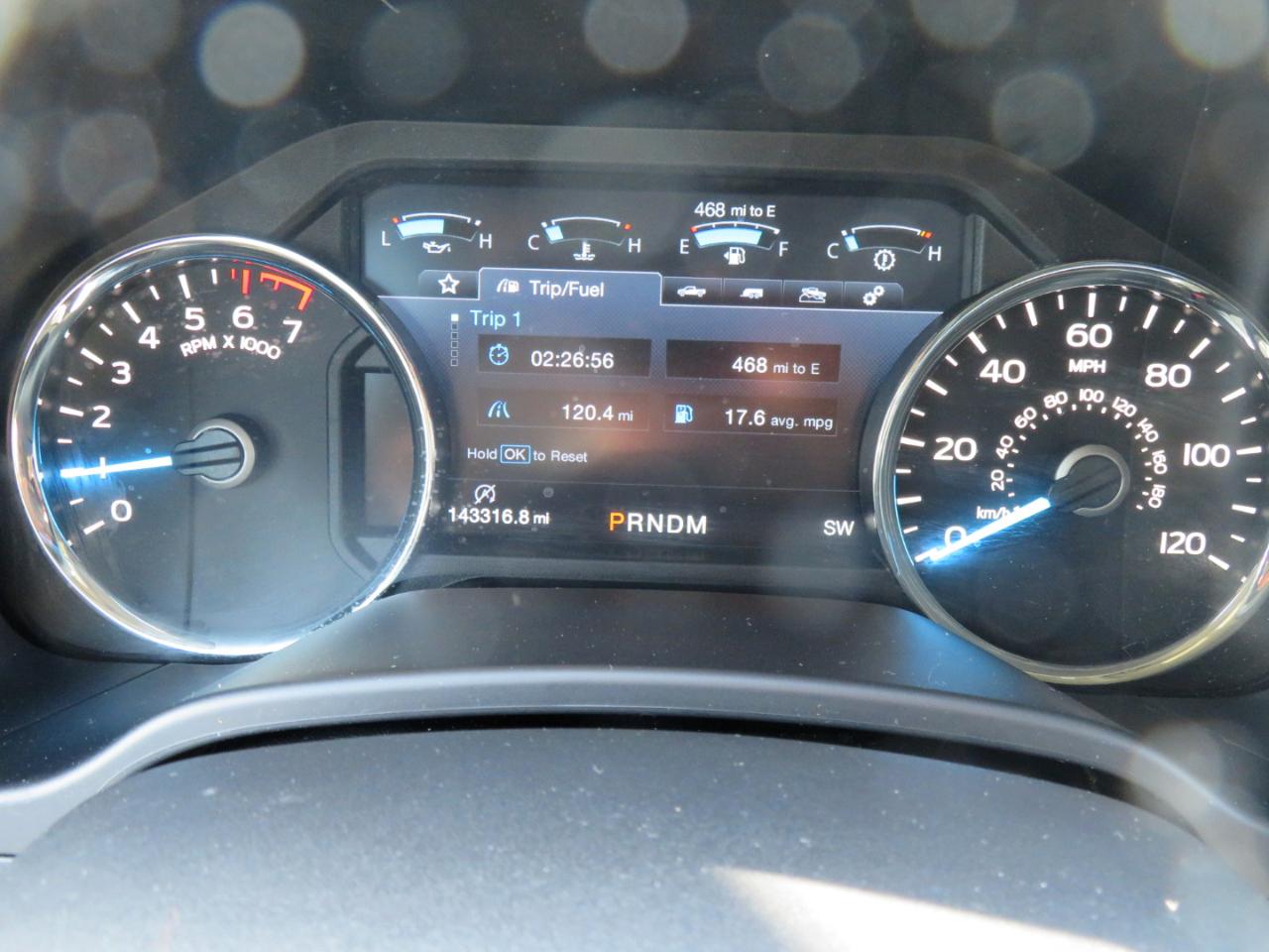 Ford F-150 Supercab 145" Lariat 4WD 2019