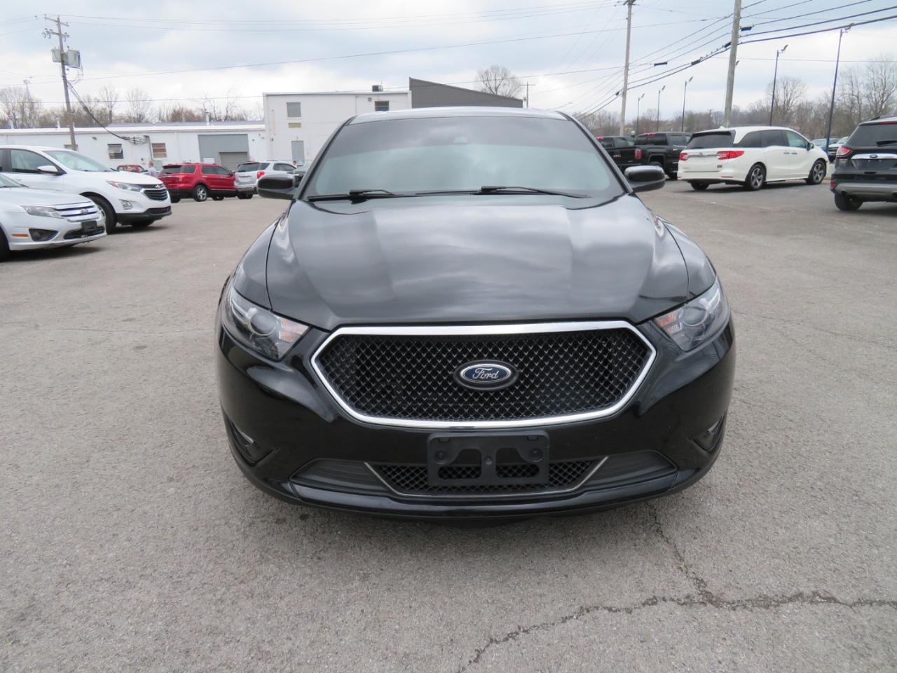 Ford Taurus 4dr Sdn SHO AWD 2014