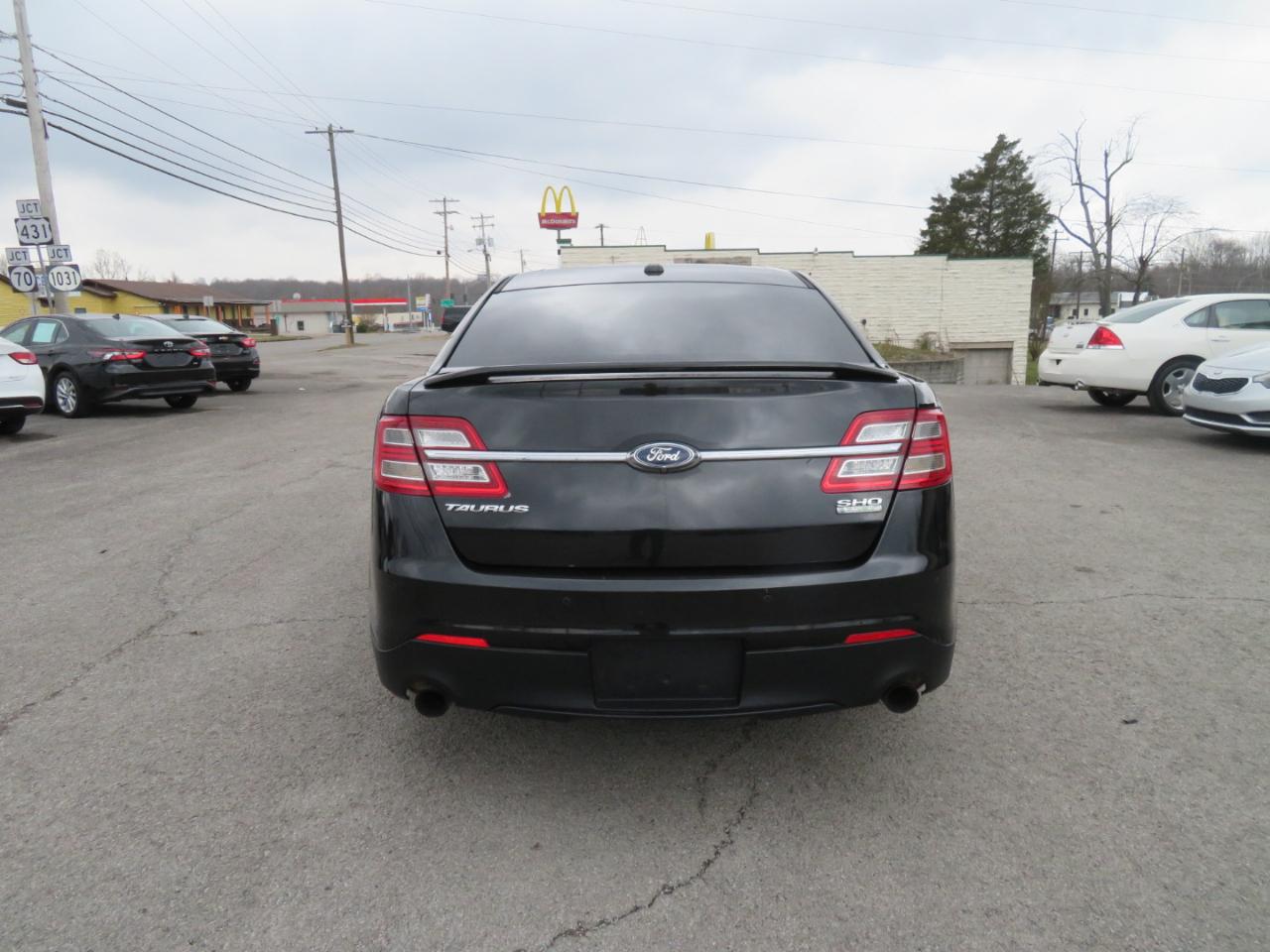 Ford Taurus 4dr Sdn SHO AWD 2014