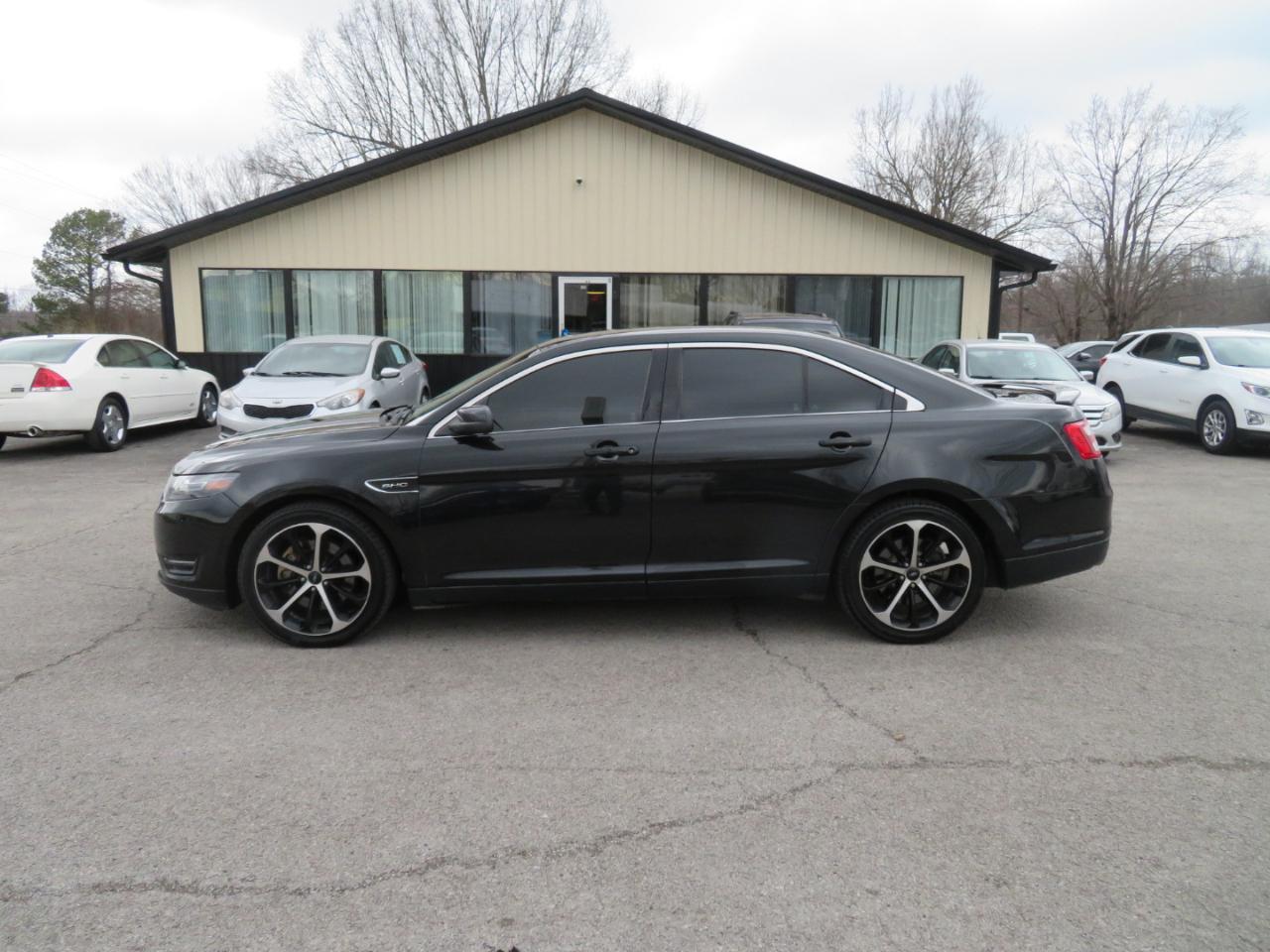 Ford Taurus 4dr Sdn SHO AWD 2014
