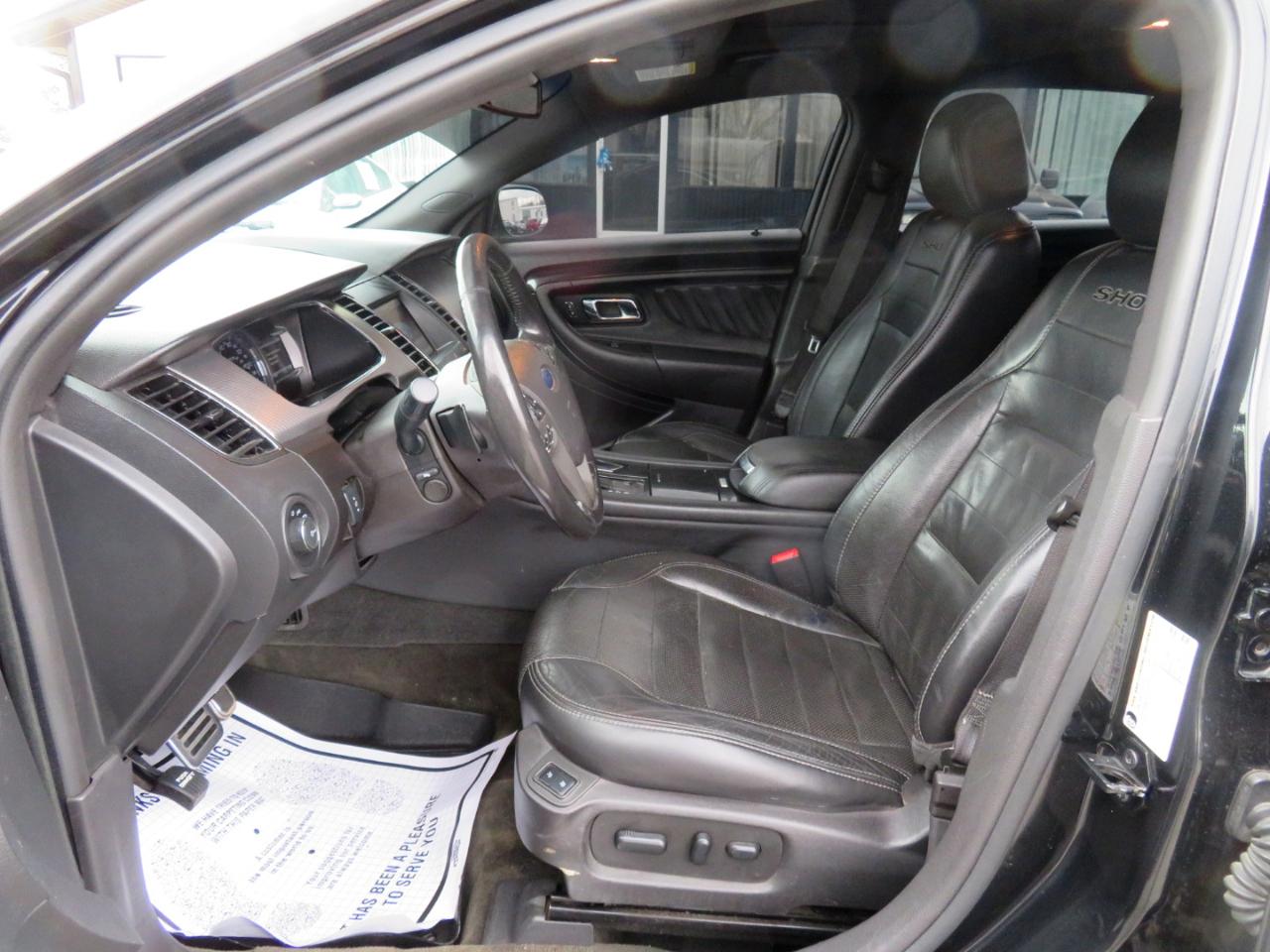 Ford Taurus 4dr Sdn SHO AWD 2014