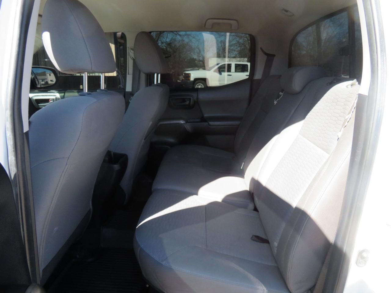 Toyota Tacoma TRD Off Road Double Cab 6' Bed V6 4x4 AT (Natl) 2017