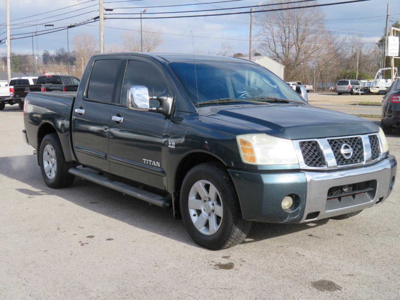 Nissan Titan LE Crew Cab 2WD 2004
