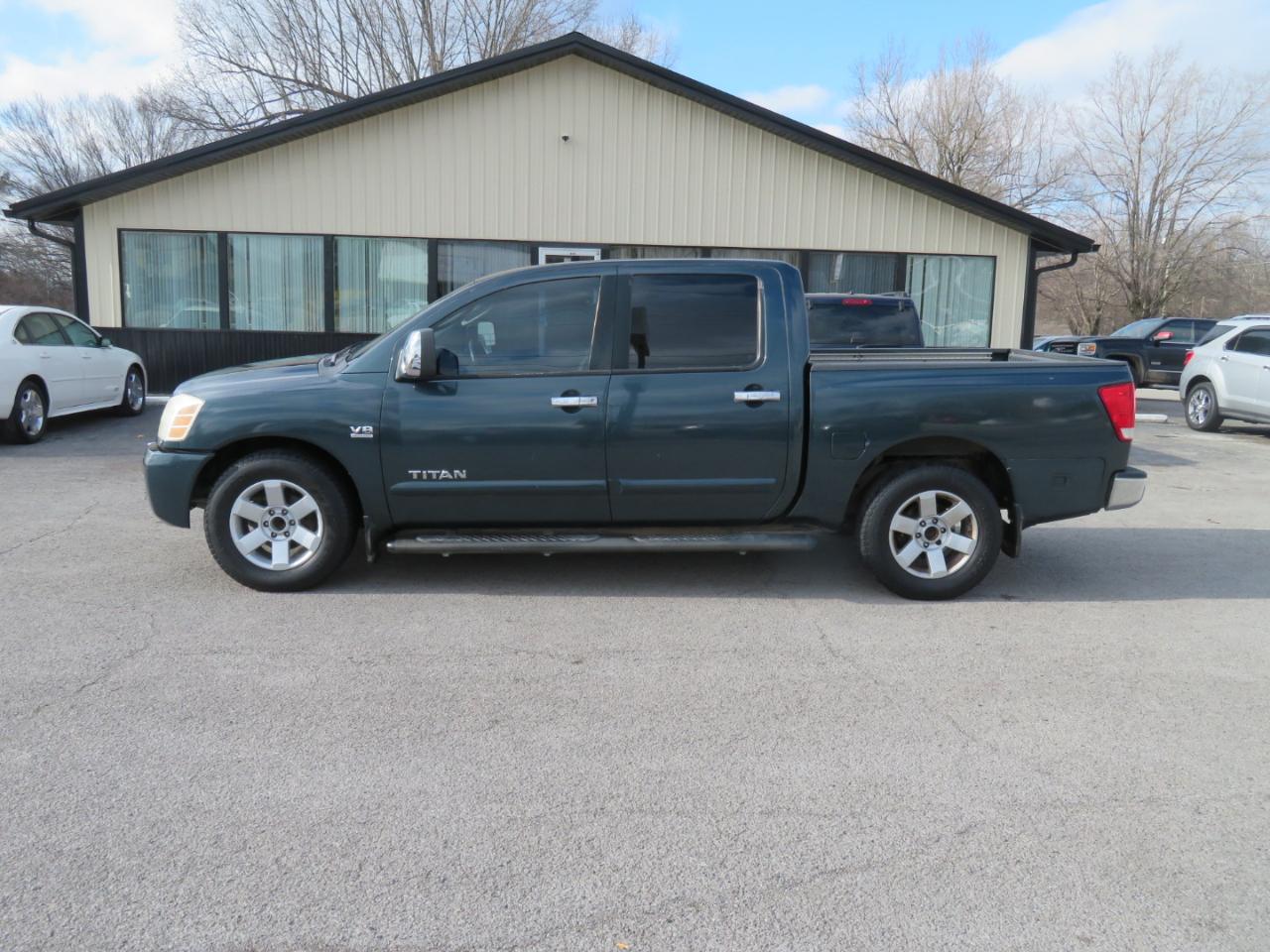 Nissan Titan LE Crew Cab 2WD 2004