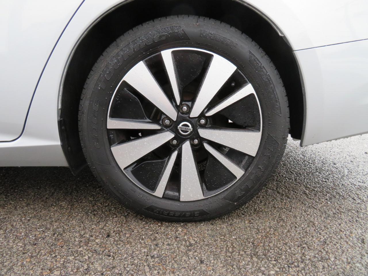 Nissan Altima 2.5 SV Sedan 2022