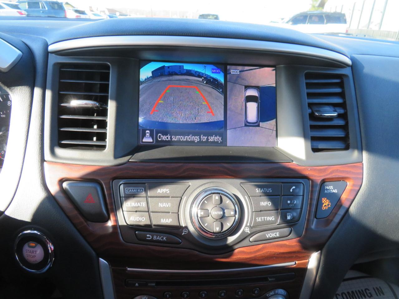 Nissan Pathfinder 4x4 Platinum 2020