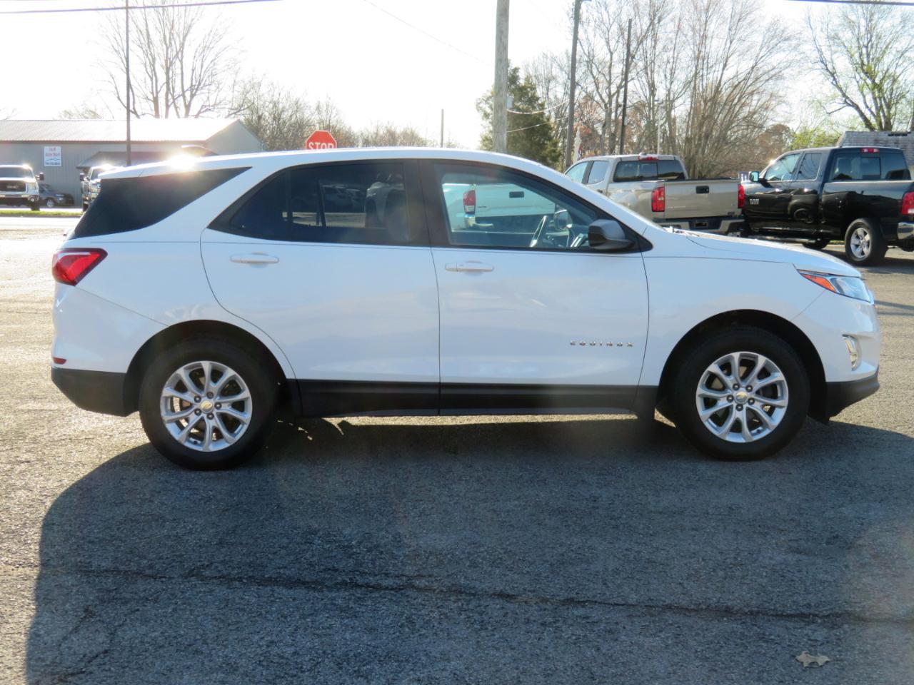 Chevrolet Equinox FWD 4dr LS w/1LS 2021