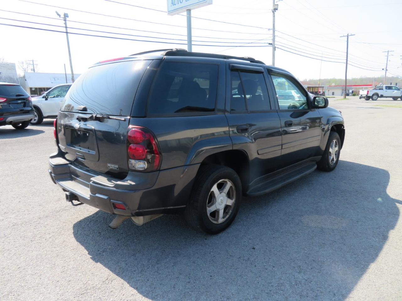 Chevrolet TrailBlazer 4dr 4WD LS 2006