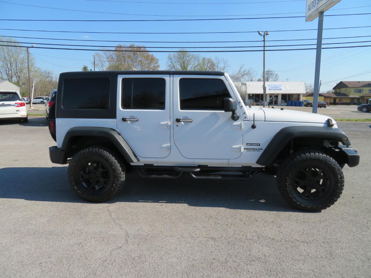 Jeep Wrangler Unlimited 4WD 4dr Sport 2013