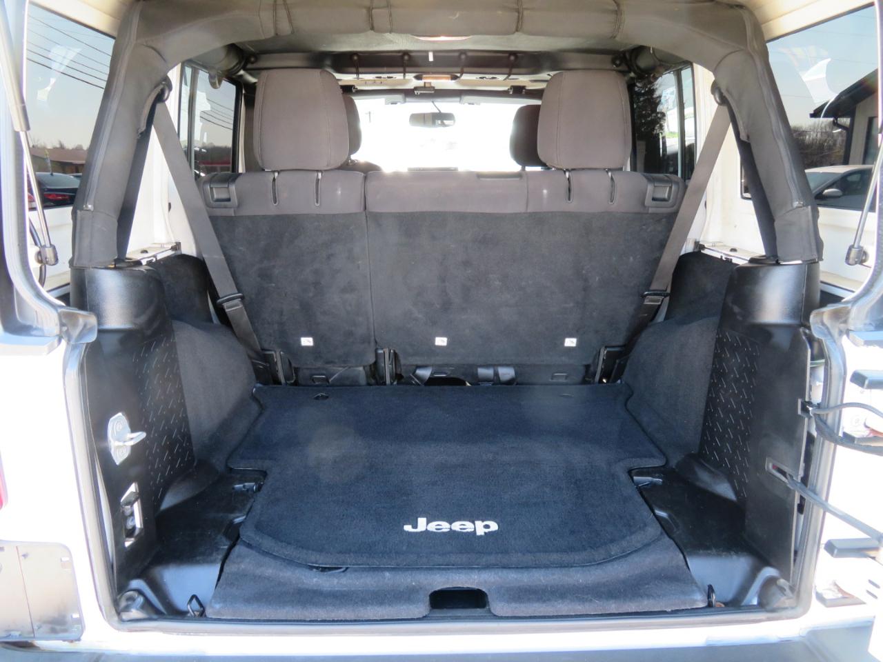 Jeep Wrangler Unlimited 4WD 4dr Sport 2013