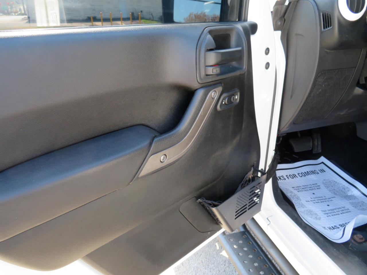 Jeep Wrangler Unlimited 4WD 4dr Sport 2013