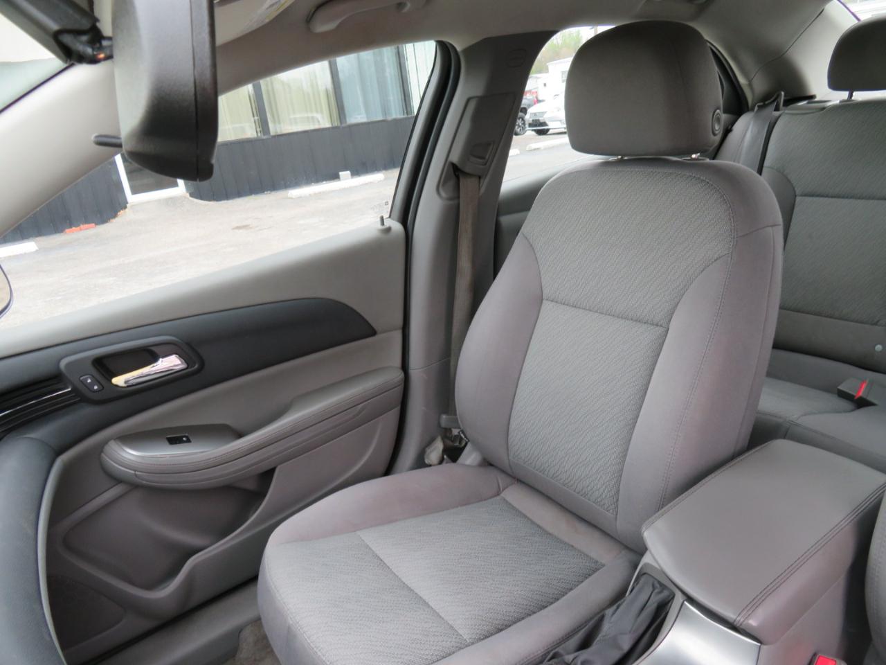 Chevrolet Malibu 4dr Sdn LS w/1LS 2015