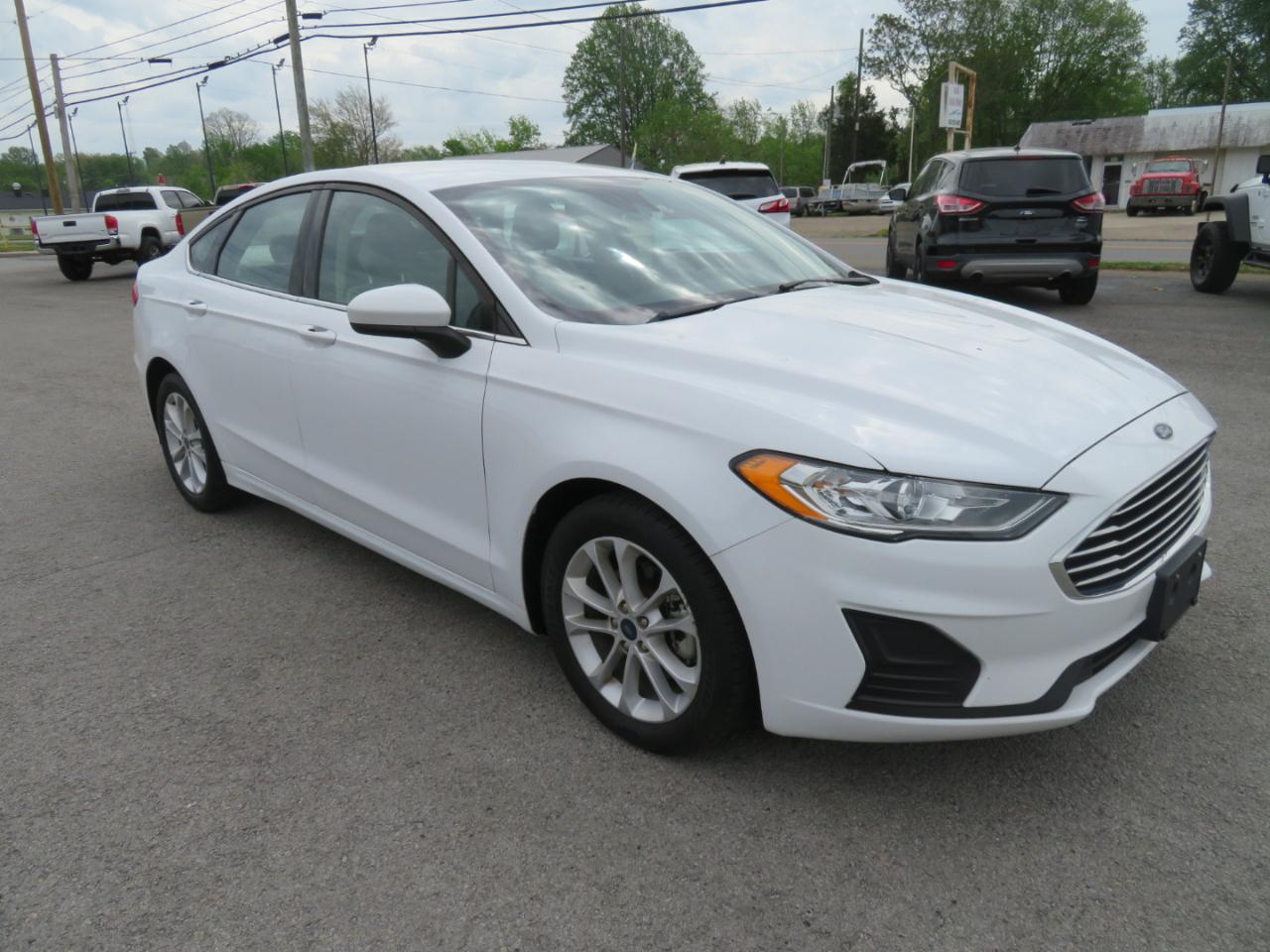Ford Fusion SE FWD 2020